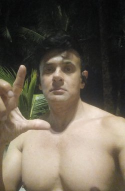 Cesar Massagista - Garoto de Programa em Salvador - BA