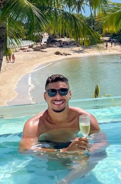 Henrique Castro - Garoto de Programa em Salvador - BA
