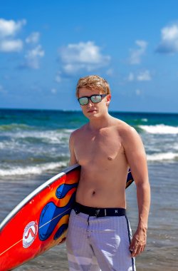 Lipi Surfistinha - Garoto de Programa em Natal - RN